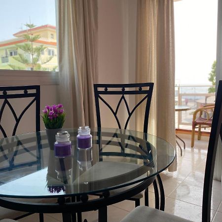 Seaside Apartment With Balcony Лас-Гальєтас Екстер'єр фото